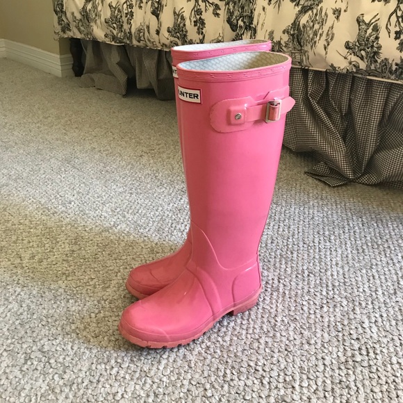 hot pink hunter rain boots